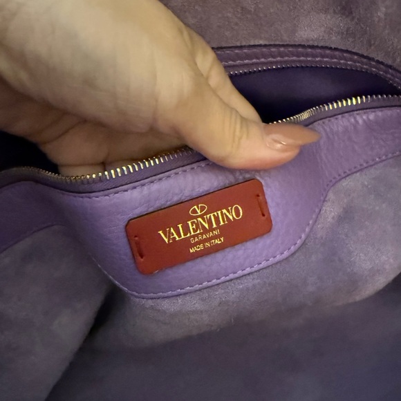 Rockstud leather tote bag - Picture 7 of 13